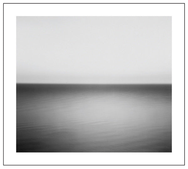 Capa de NO LINE ON THE HORIZON